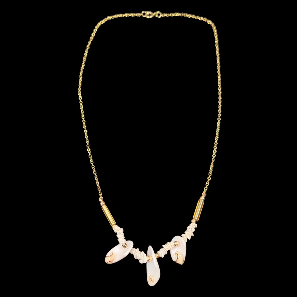 VTG 80s Pink Snakehead Cowrie Shell Mixed Media Necklace 17" Liquid Gold Tone